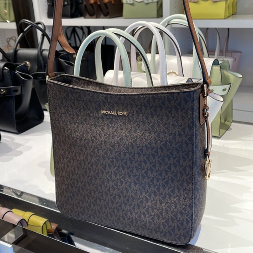 Michael Kors Jet Set Travel Large Messenger Crossbody Bag Brown - Picture 2 of 16